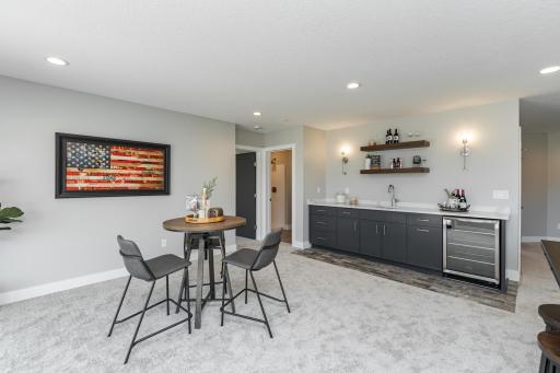 4902 Riley Lane SW, Rochester, MN 55902