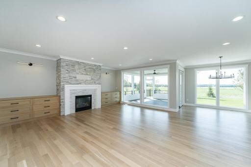 2674 Scenic Point Drive SW, Rochester, MN 55902