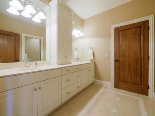 646 E Lake Geneva Road NE, Alexandria, MN 56308