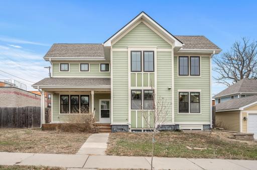 610 31st Avenue N, Minneapolis, MN 55411