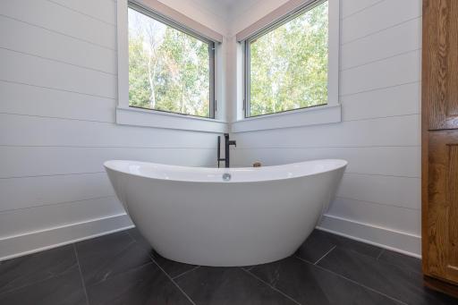 1654 Redstart Trail NE, Longville, MN 56655