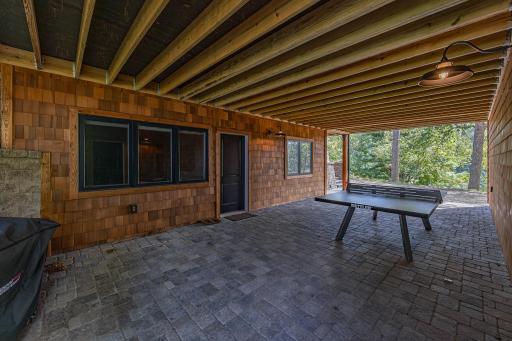 Breezeway between the garage and the home..jpg
