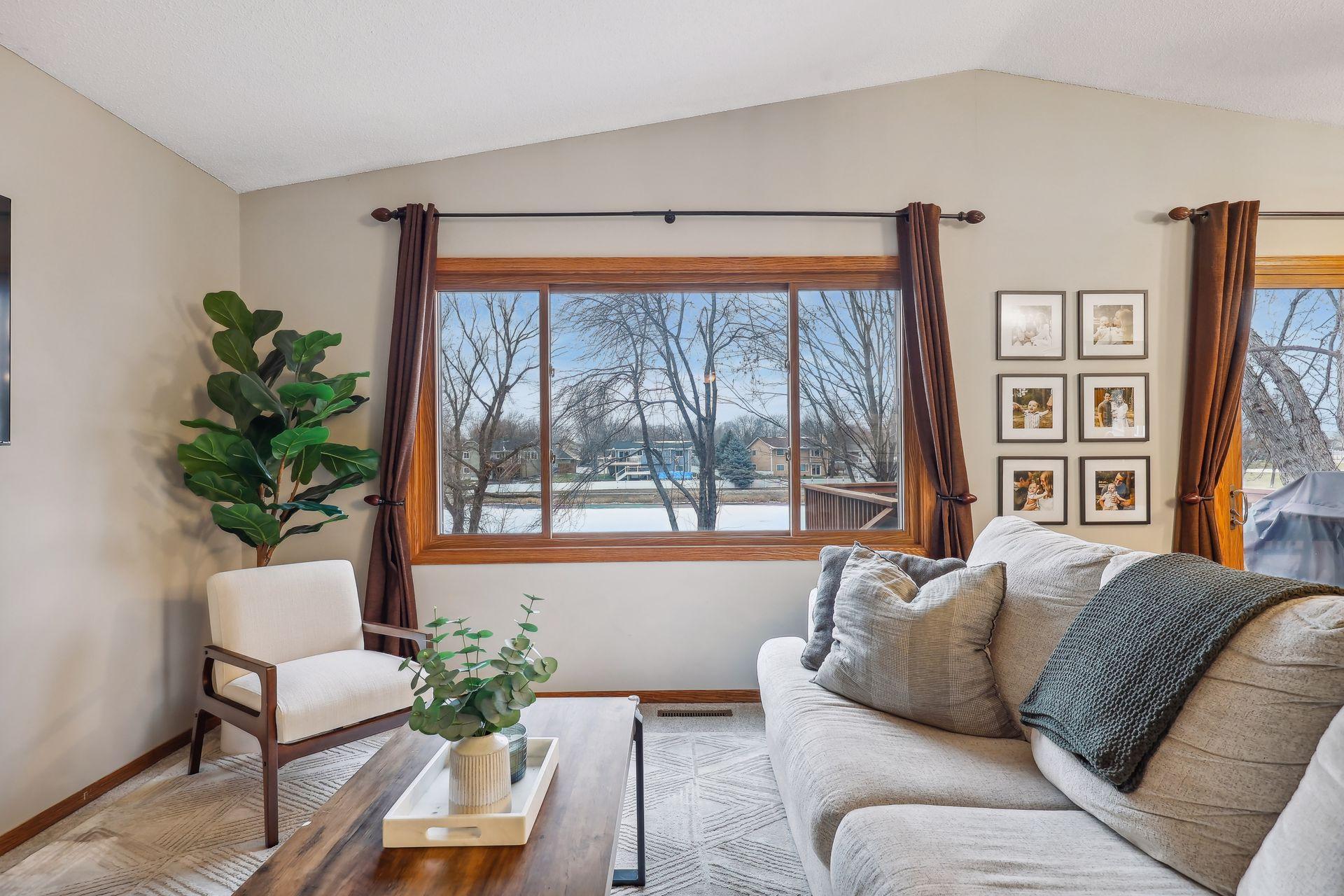 Large windows out the back to take in the views of the pond and park.