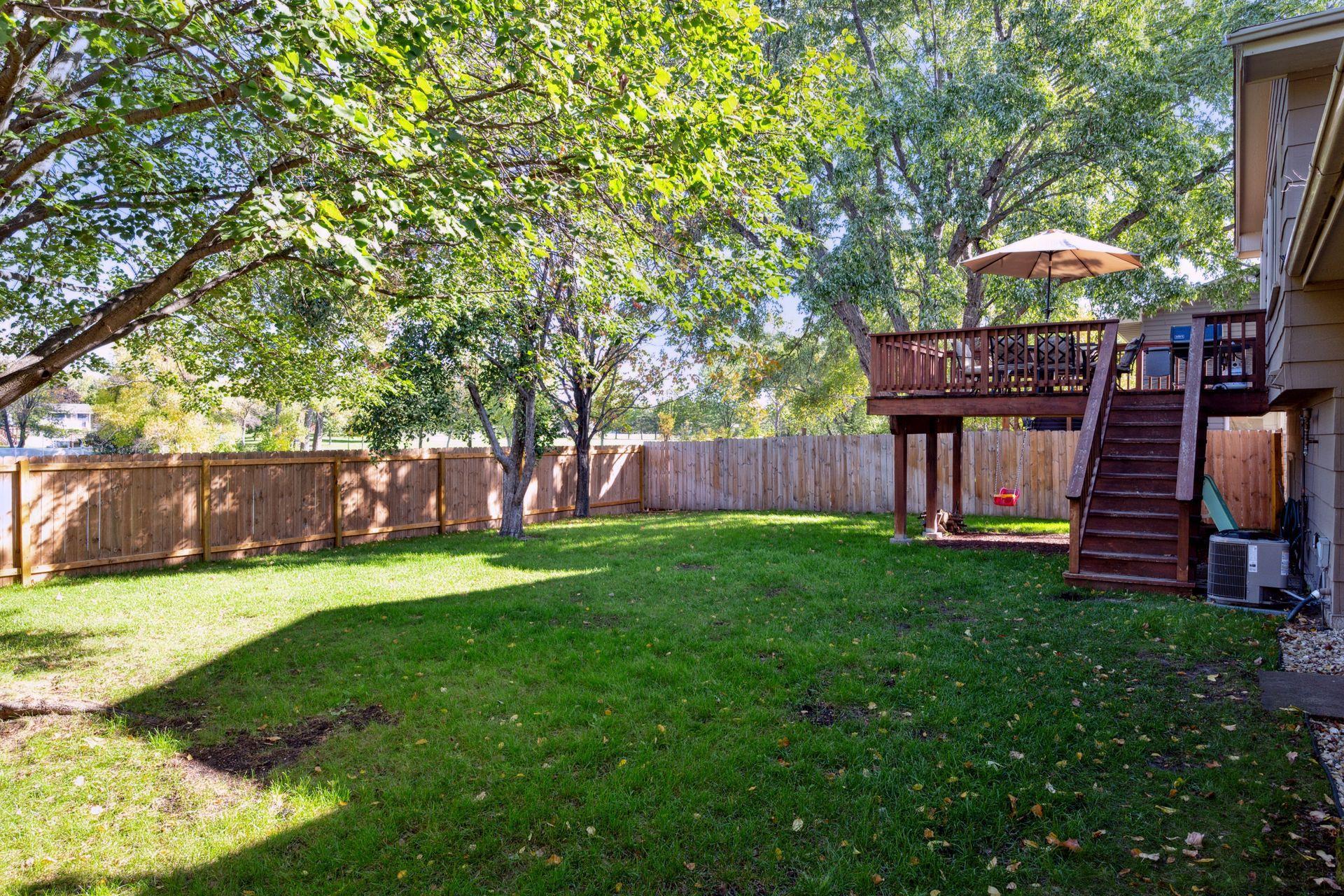 Brand new privacy fence installed in 2022.