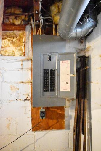 216 N Main St Kiester-36.jpg