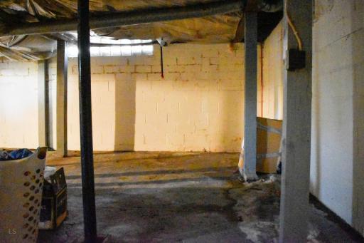 216 N Main St Kiester-33.jpg