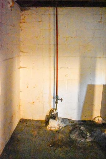 216 N Main St Kiester-34.jpg