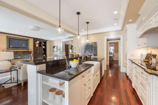 5200 France Avenue S, 32, Edina, MN 55410