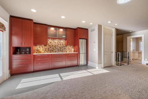 5200 France Avenue S, 32, Edina, MN 55410