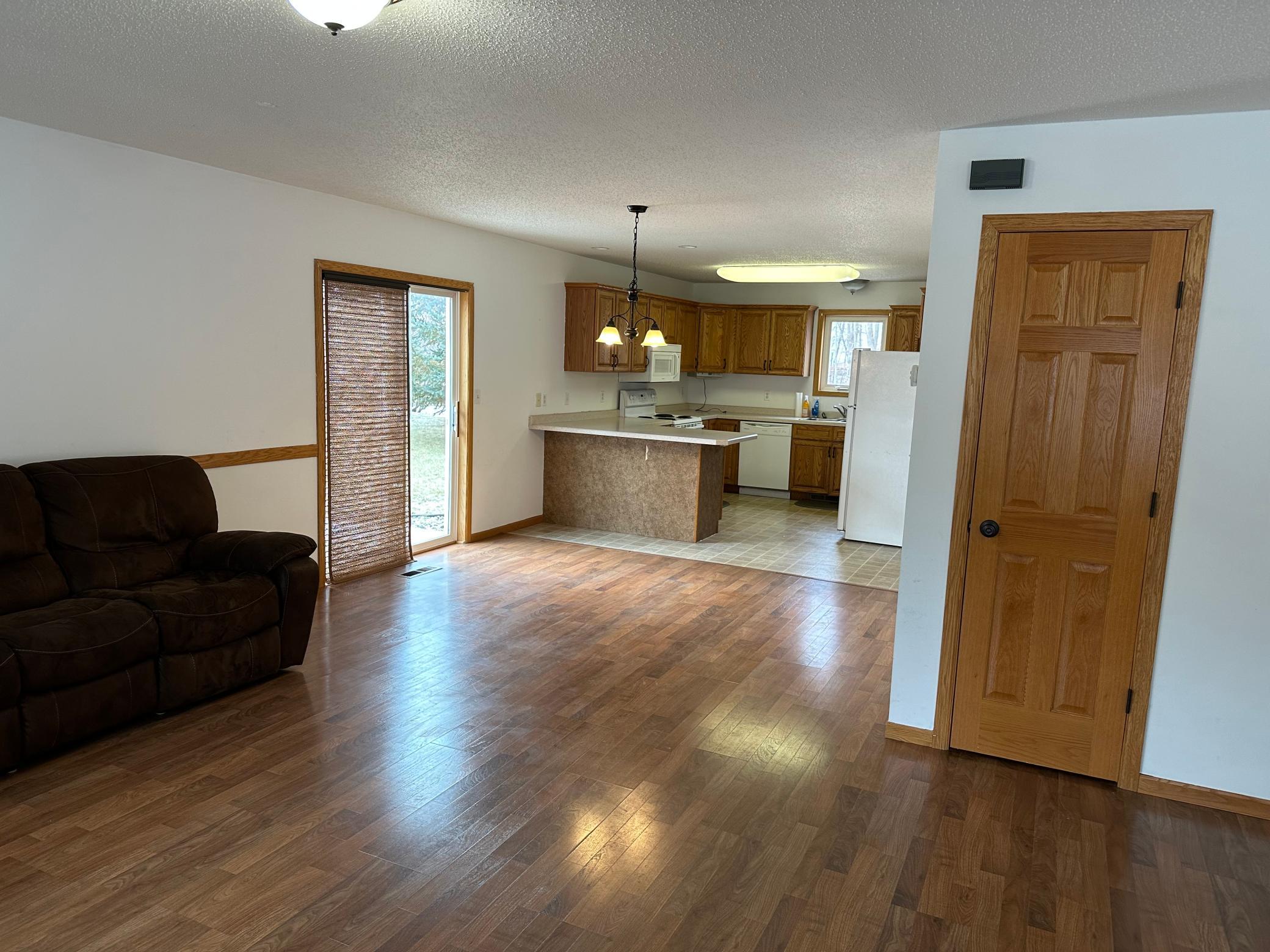 Open Kitchen.Dining area