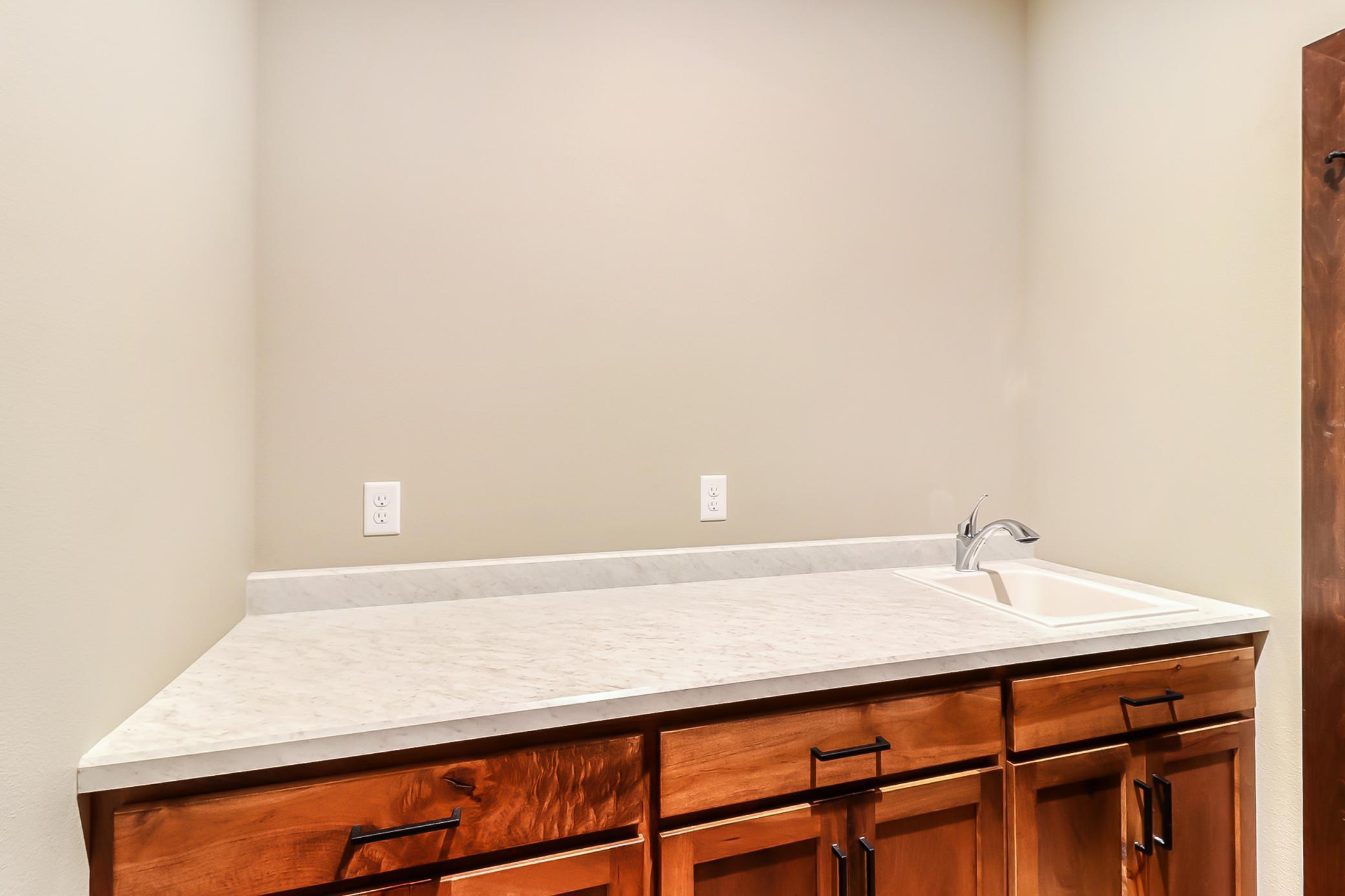 Mud room Garage 2