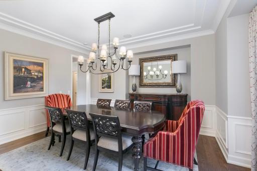 8678 Sherwood Bluff, Eden Prairie, MN 55347