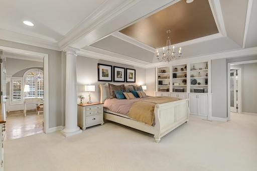 8678 Sherwood Bluff, Eden Prairie, MN 55347