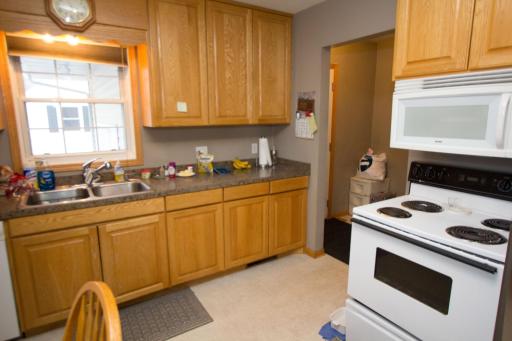 kit cabinet area.jpg