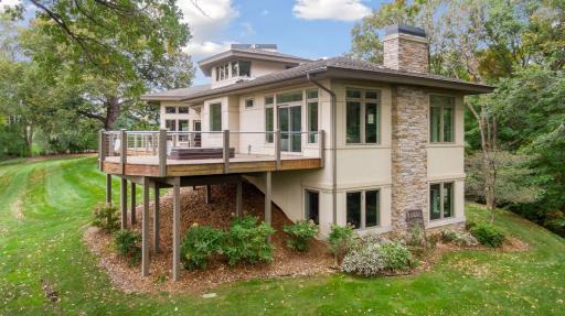 10 Windy Ridge Place, Mendota, MN 55150