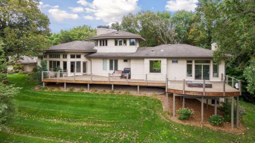 10 Windy Ridge Place, Mendota, MN 55150