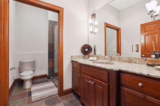 10 Windy Ridge Place, Mendota, MN 55150