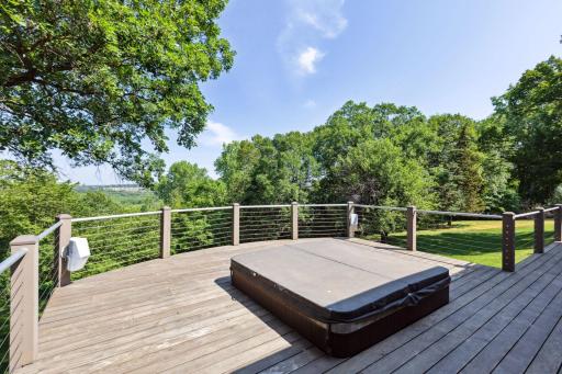 10 Windy Ridge Place, Mendota, MN 55150