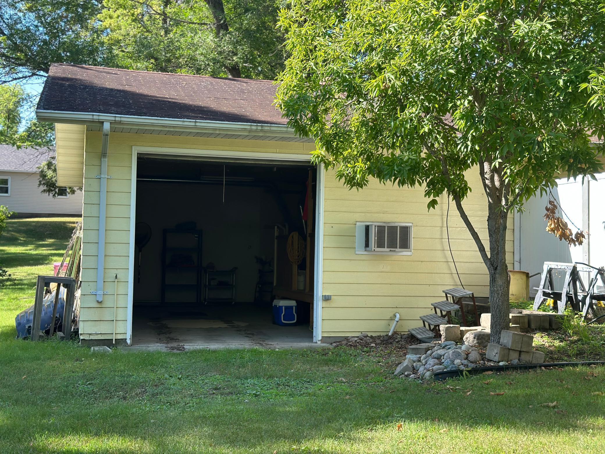Garage 2 10'door.jpg