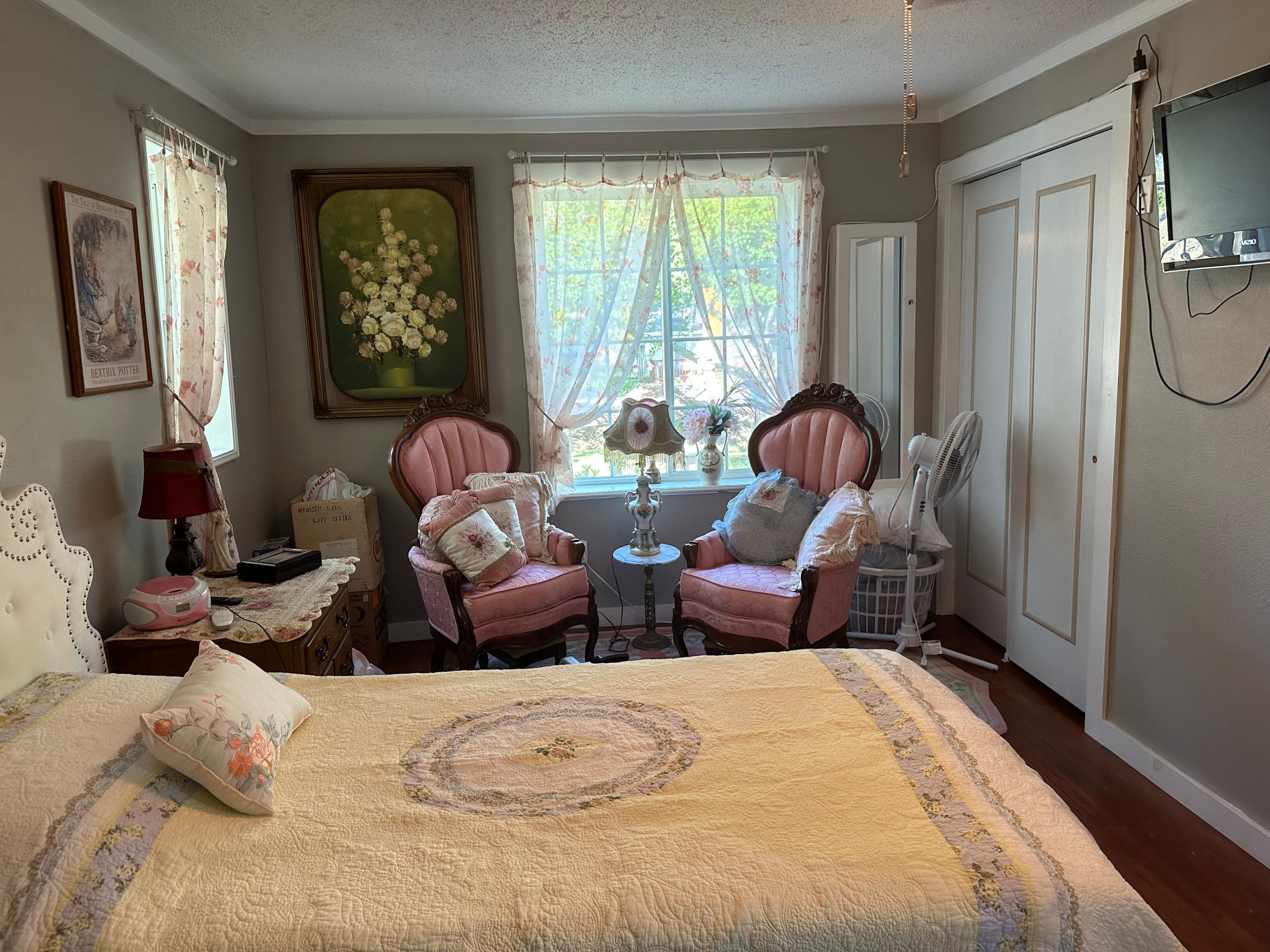Main floor bedroom.jpg