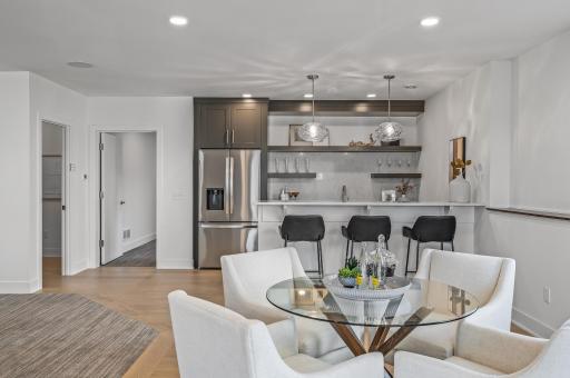 733 Ensconced Way, Chaska, MN 55318