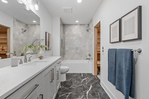 733 Ensconced Way, Chaska, MN 55318