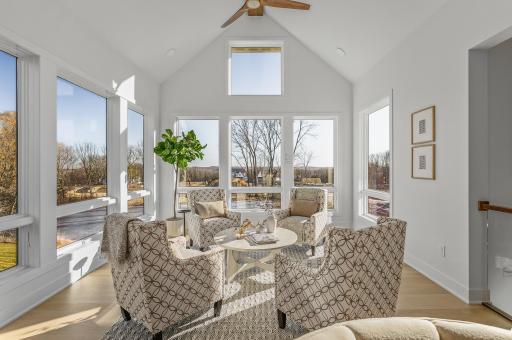 733 Ensconced Way, Chaska, MN 55318