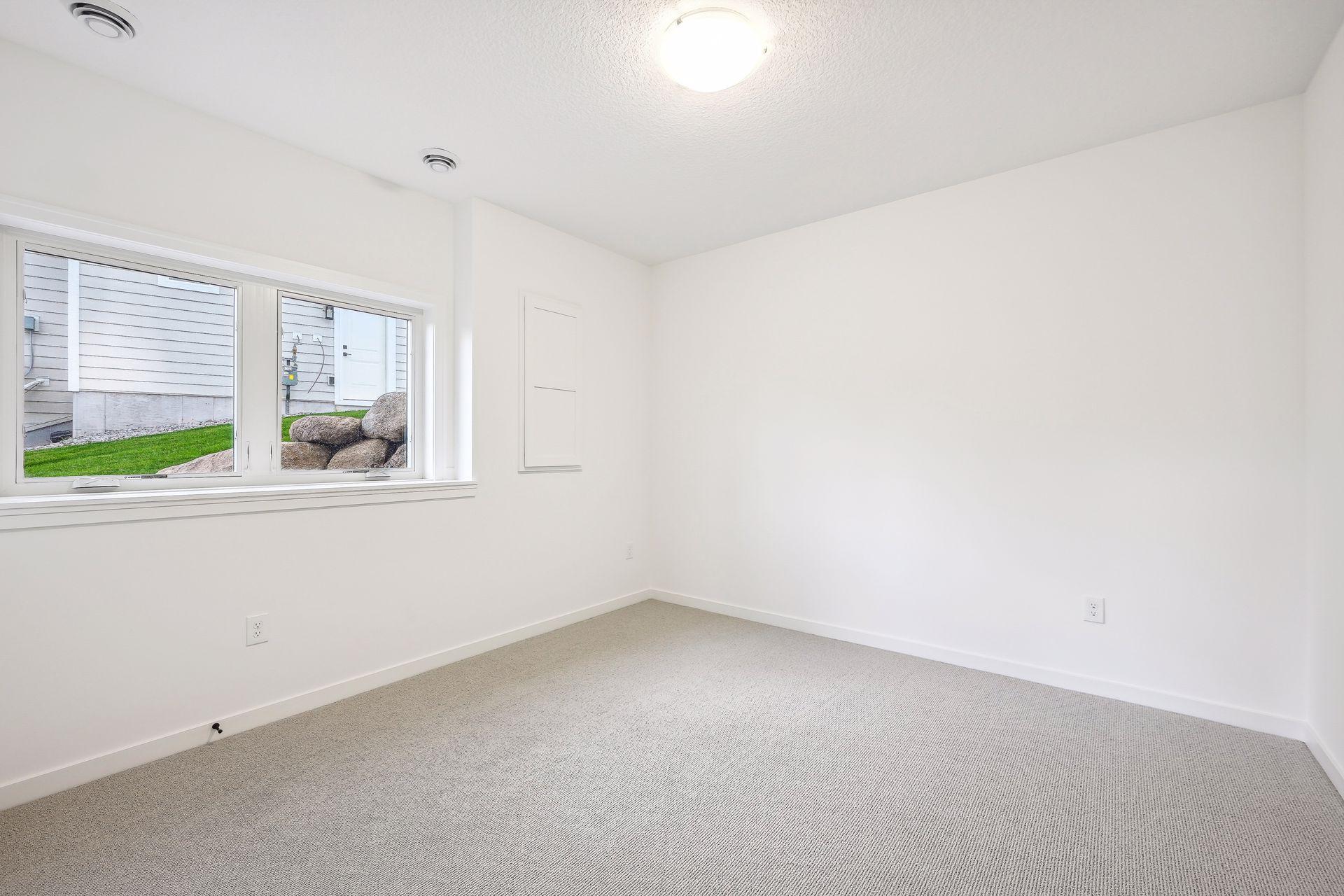 LL 5th or 6th bed