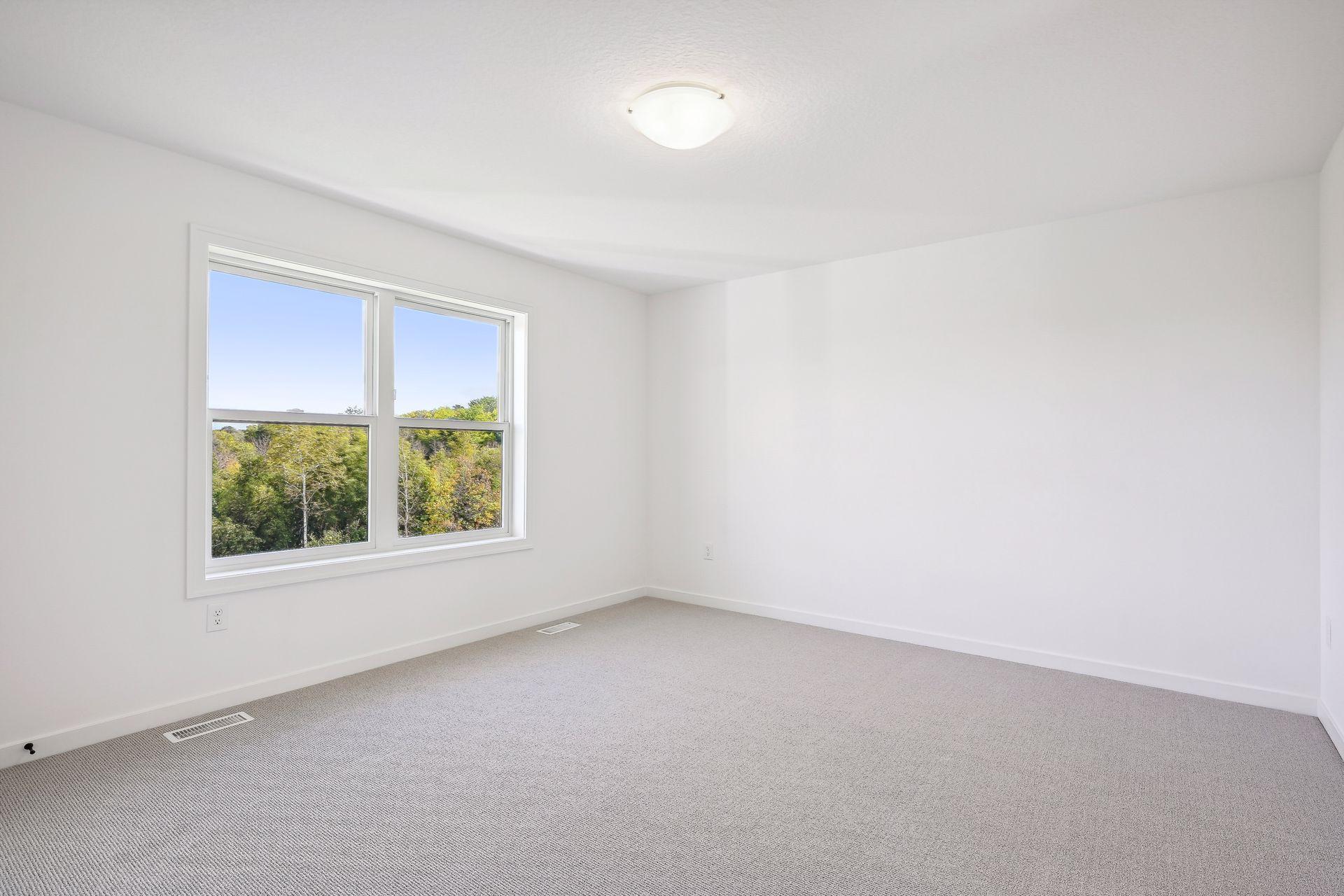2nd bed w/views