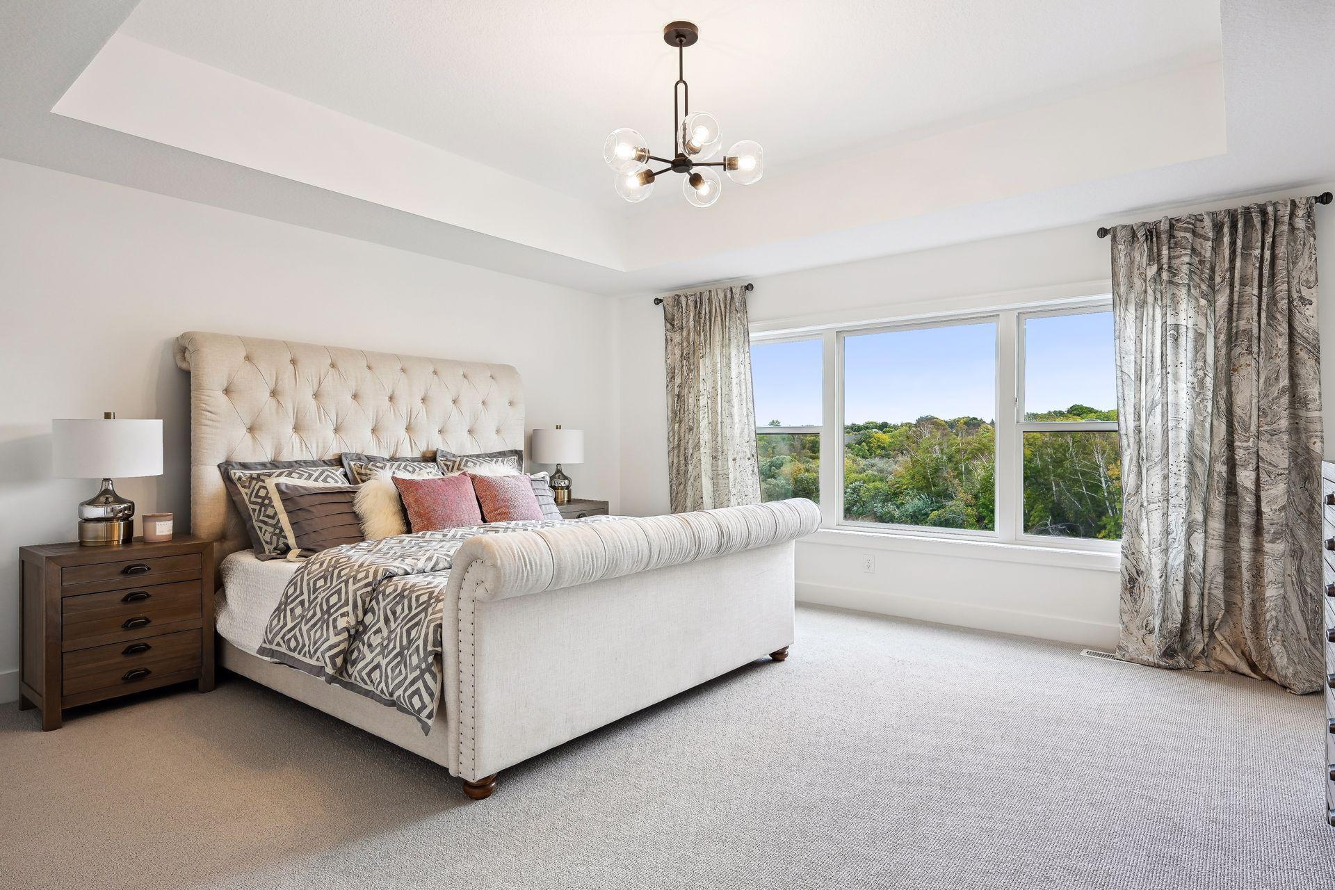 Master Suite w/ Views