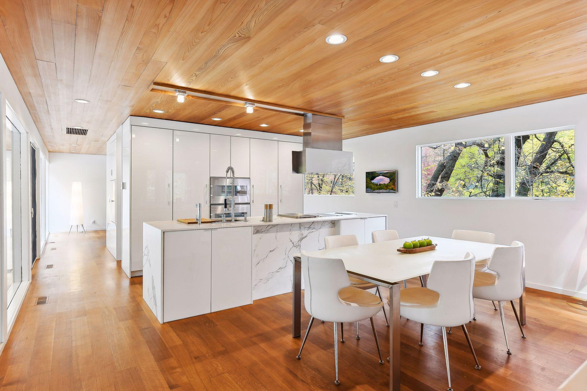 Beautiful, Comfortable, Light and Private