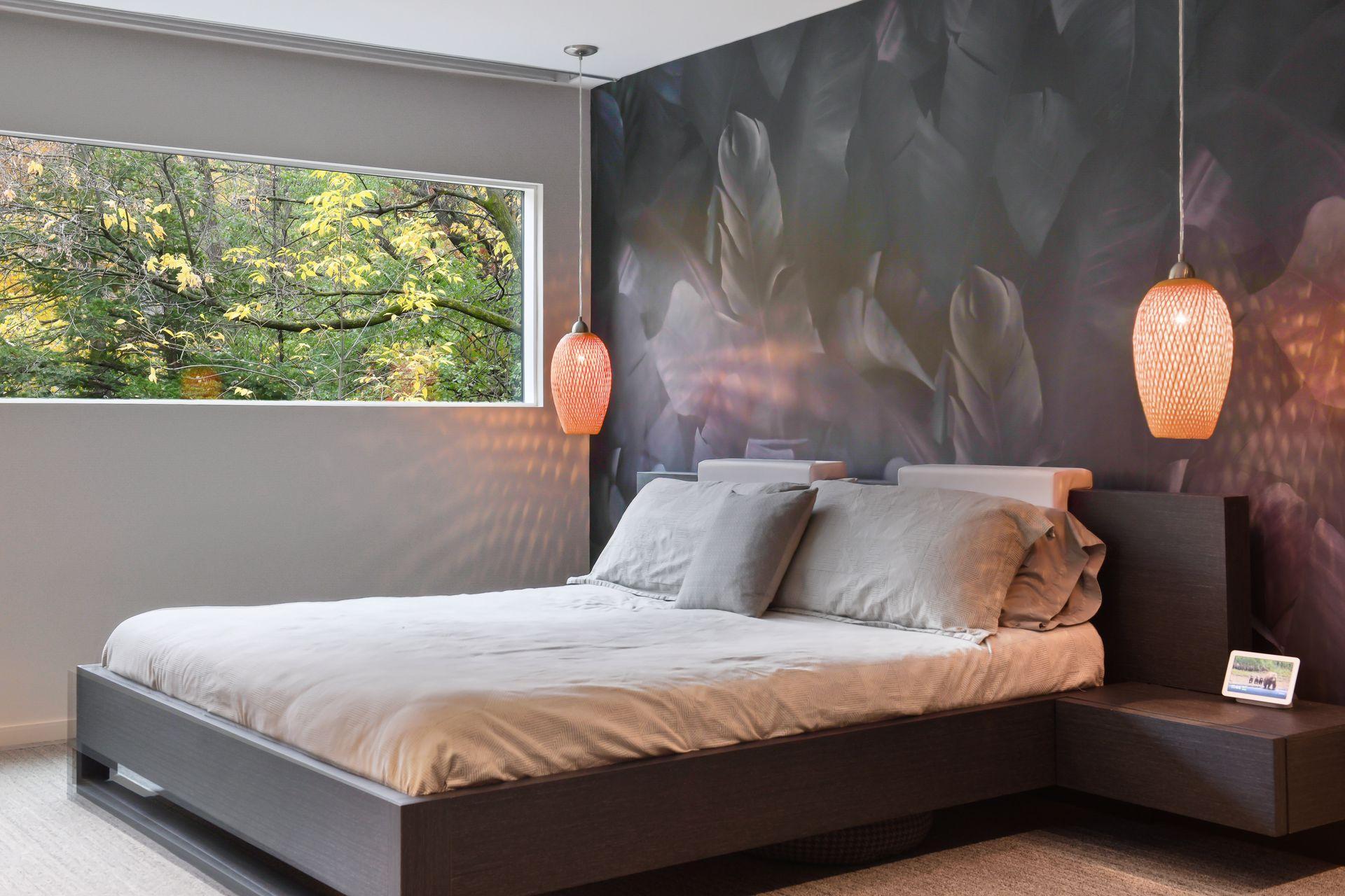 An artful and private space with a custom backdrop - stunning
