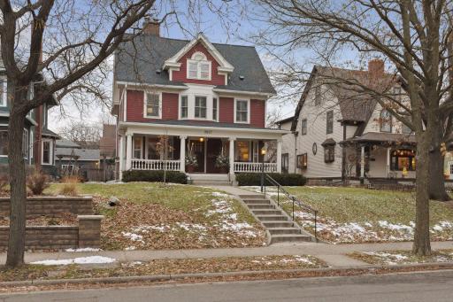 Turn-key East Isles home with gorgeous original features and recent updates for today's City Lakes lifestyle!