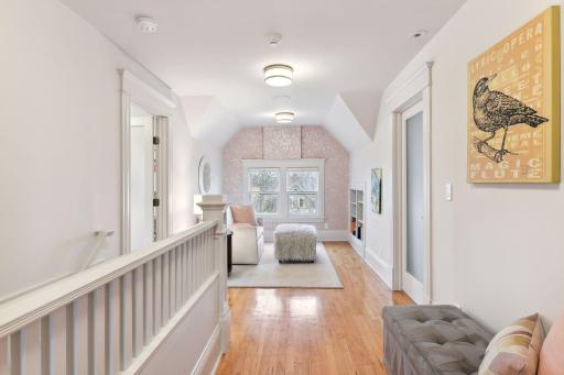 2627 Irving Avenue S, Minneapolis, MN 55408