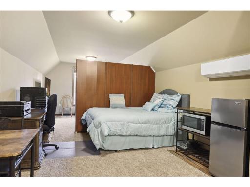Inviting Guest Suite, located above the Garage