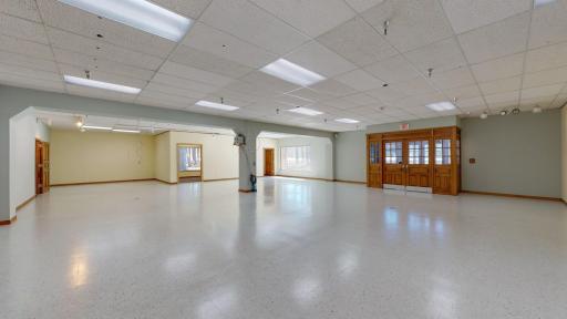 2101 S Highway 61, Lake City, MN 55041