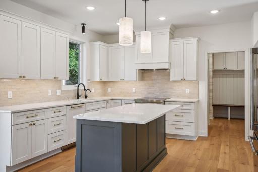 3326 Larchmore Avenue, Minnetonka, MN 55391