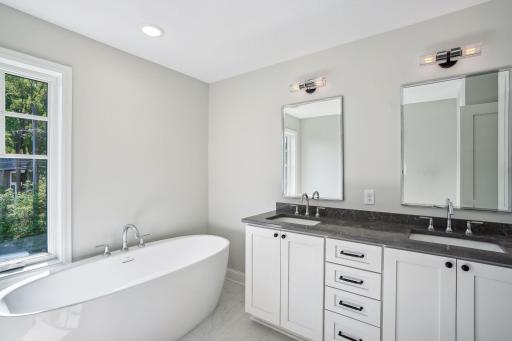 3326 Larchmore Avenue, Minnetonka, MN 55391