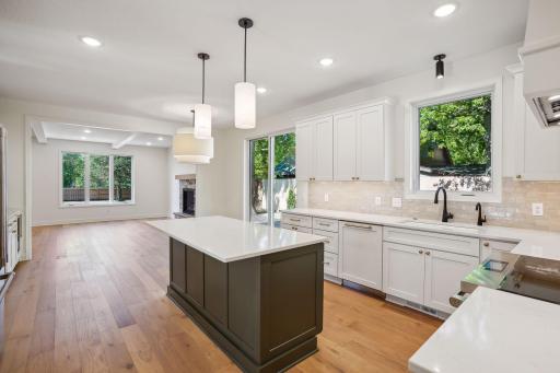 3326 Larchmore Avenue, Minnetonka, MN 55391
