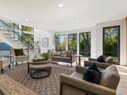 5237 Danens Drive, Edina, MN 55439