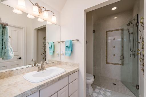 236 Woodhill Court, Mankato, MN 56001