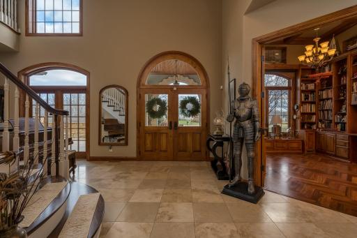 236 Woodhill Court, Mankato, MN 56001
