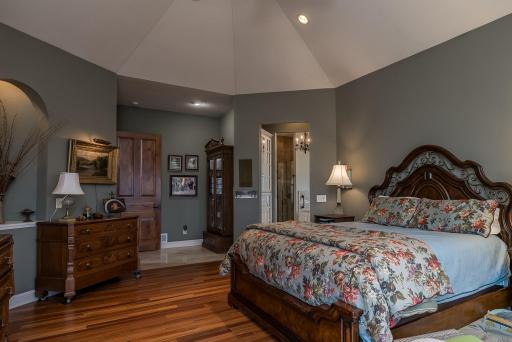 236 Woodhill Court, Mankato, MN 56001