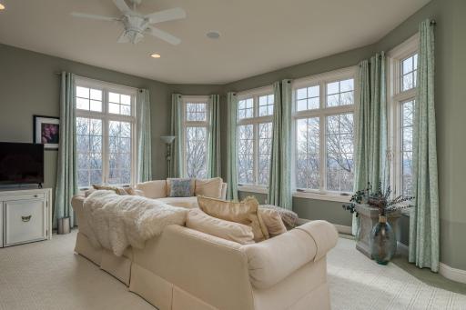 236 Woodhill Court, Mankato, MN 56001