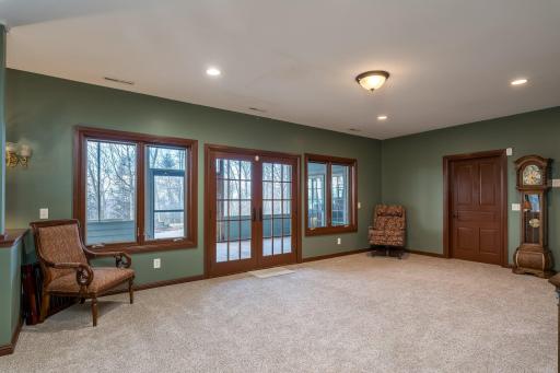236 Woodhill Court, Mankato, MN 56001