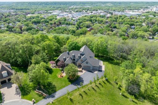 236 Woodhill Court, Mankato, MN 56001