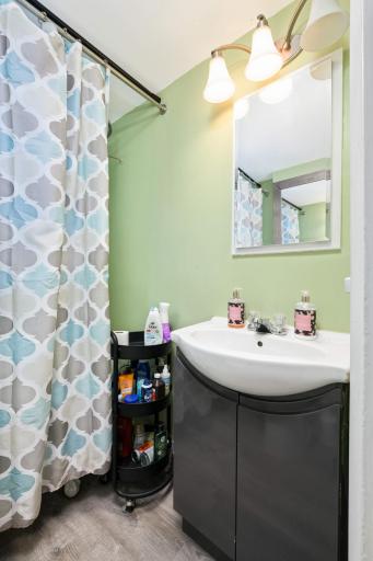 25 Winter Street, Saint Paul, MN 55103