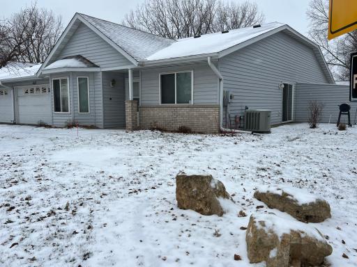 657 Belland Avenue, Vadnais Heights, MN 55127