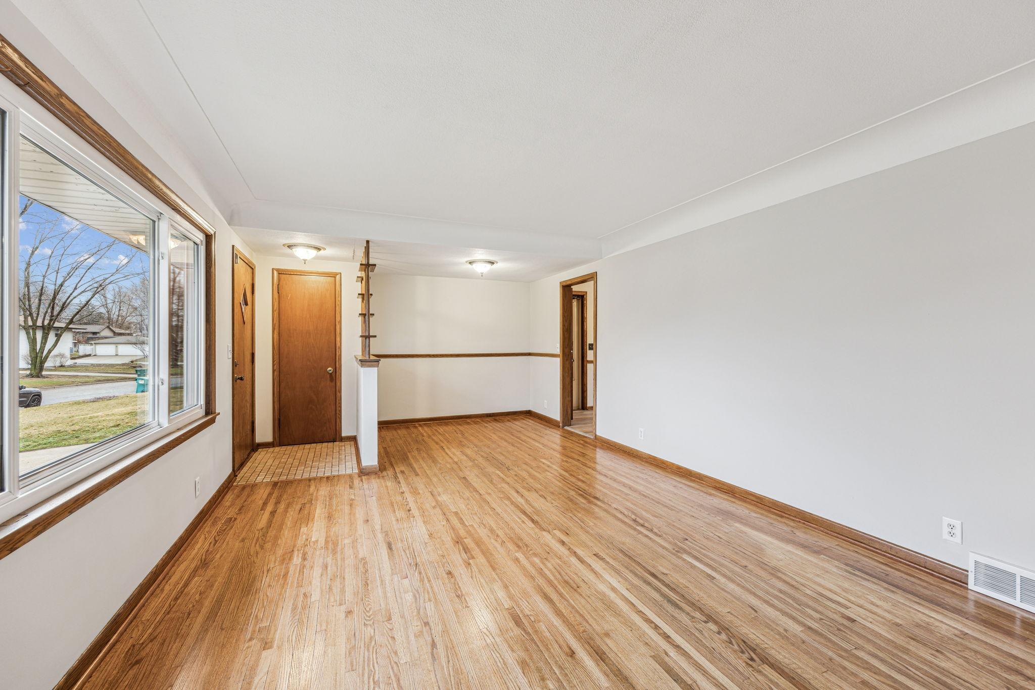8224 14th Ave S 5-web-or-mls-05_Interior.jpg