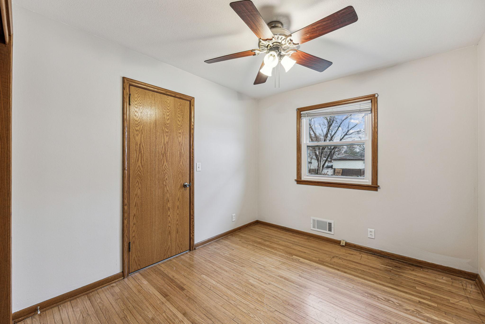 8224 14th Ave S 14-web-or-mls-14_Interior.jpg